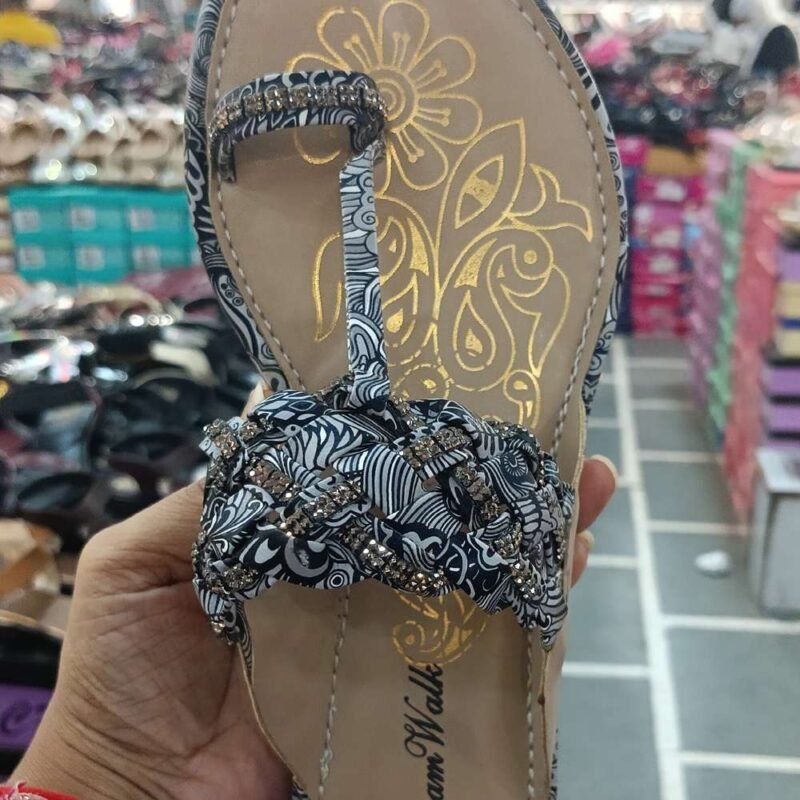 Kolhapuri Chappal For Women’s Under 300/ Best Quality Latest Fashion of Kolhapuri (Black) - Image 2