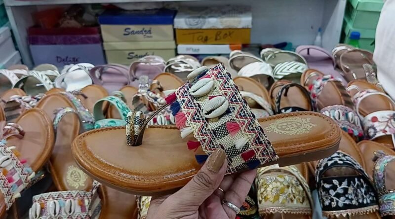 Best Quality Kolhapuri Chappal For Women's Under 299/ Latest Fashion of Kolhapuri (Stone / brown)