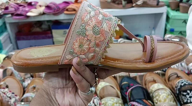 Women's Best Quality Kolhapuri Chappal Under - 299/ Latest Collection of Kolhapuri (Rose Gold / brown) - Image 3