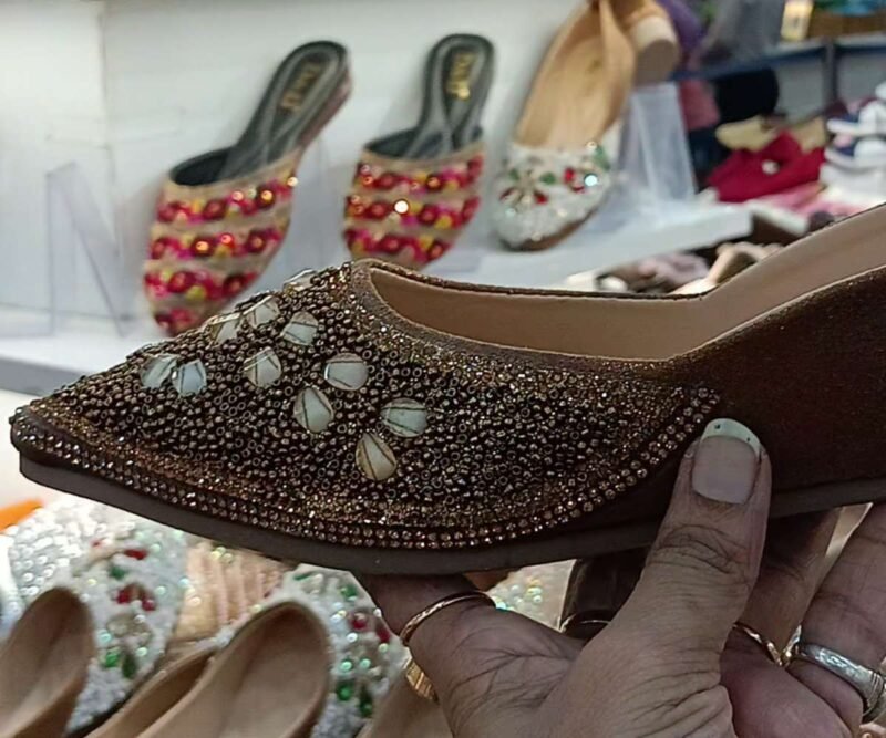 Punjabi Jutti With Stone for Girls | Wear it on Patiala Suite
