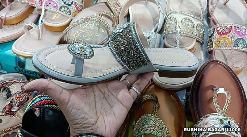 Stone Design Kolhapuri Chappal For Women Under 300/ Best Quality Latest Fashion of Kolhapuri (Gray)