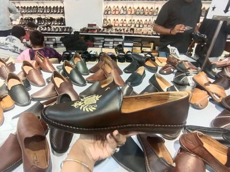 Big-Boon Jaat Style Jutti Dark Brown (Big Discount)