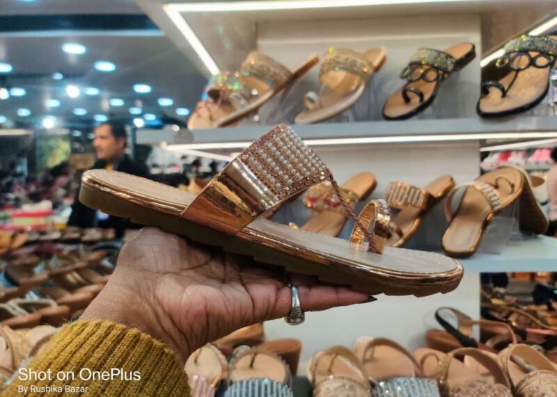 Kolhapuri Moti Design Fancy Chappal for Women/ Beautiful Kolhapuri Slippers - Image 2