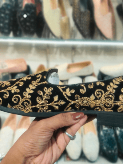 wedding traditional style jutti for Indo Western shoes for grome (Black Embroidery) by Rushika Bazar