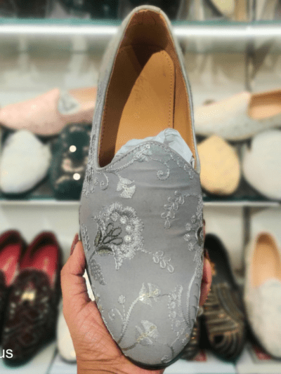 wedding traditional style jutti for Indo Western shoes for grome (Embroidery) by Rushika Bazar