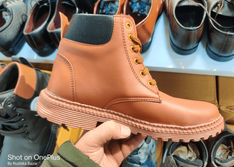 tan colour long boots with star logo